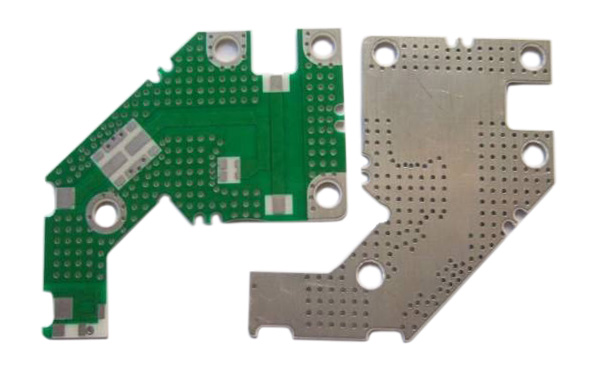 在生产PCB线路板中为什么会出现甩铜现象